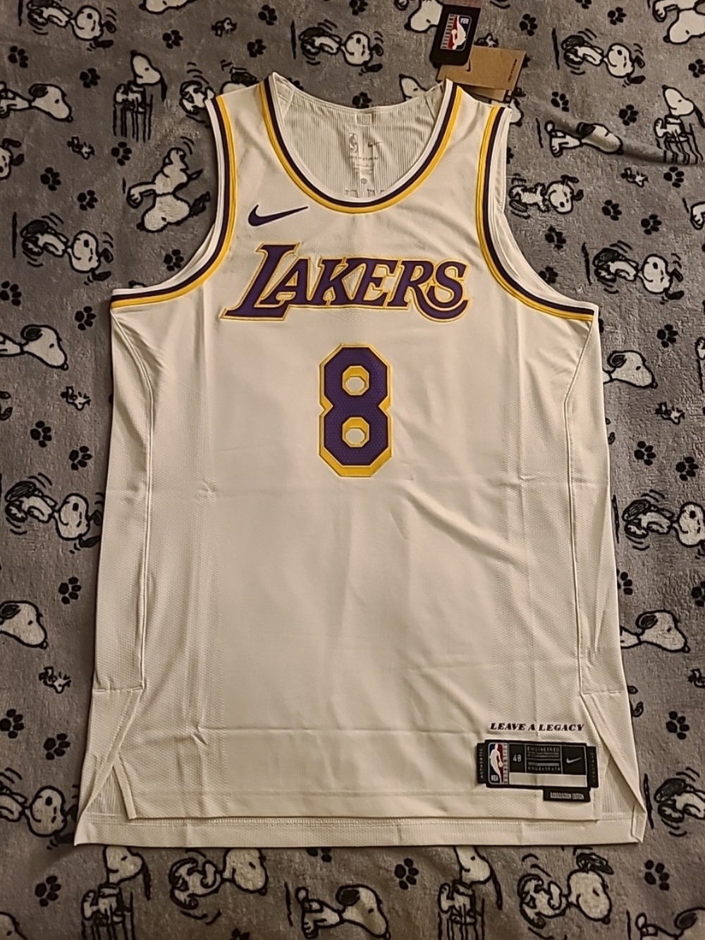Nike NBA Authentic "Leave a Legacy" Kobe Bryant 8 Jersey Size Large